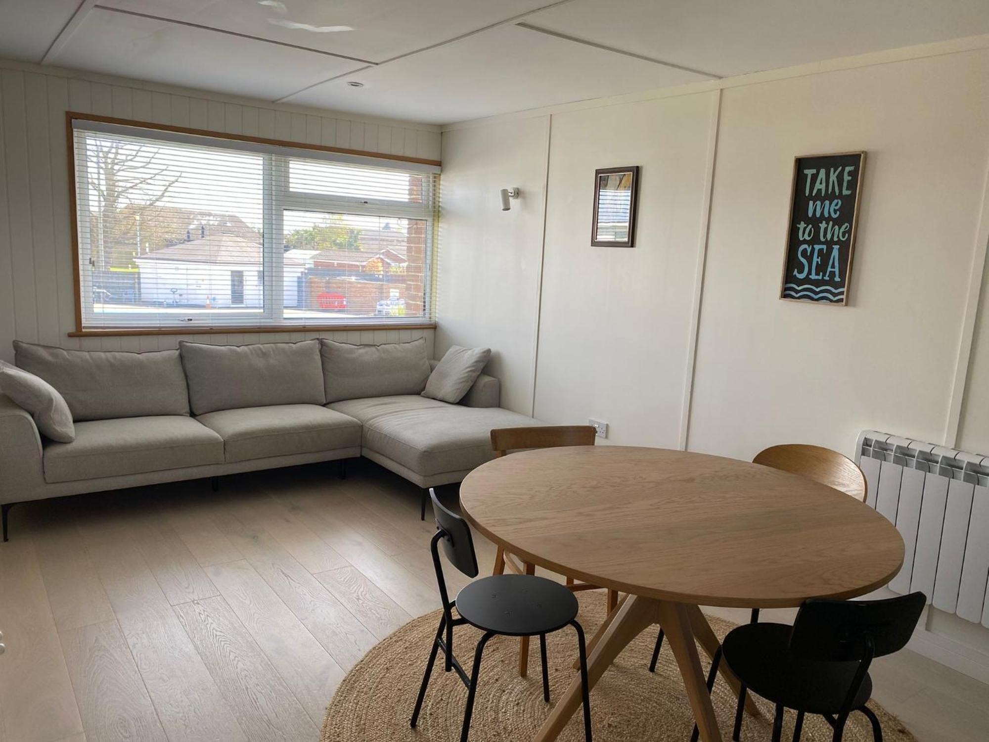 Beautifully Appointed 2 Storey Chalet With Access To Outdoor Swimming Pool - 5 Minute Stroll To Miles Of Sandy Beach - Near To The Norfolk Broads & Great Yarmouth Scratby Exterior foto